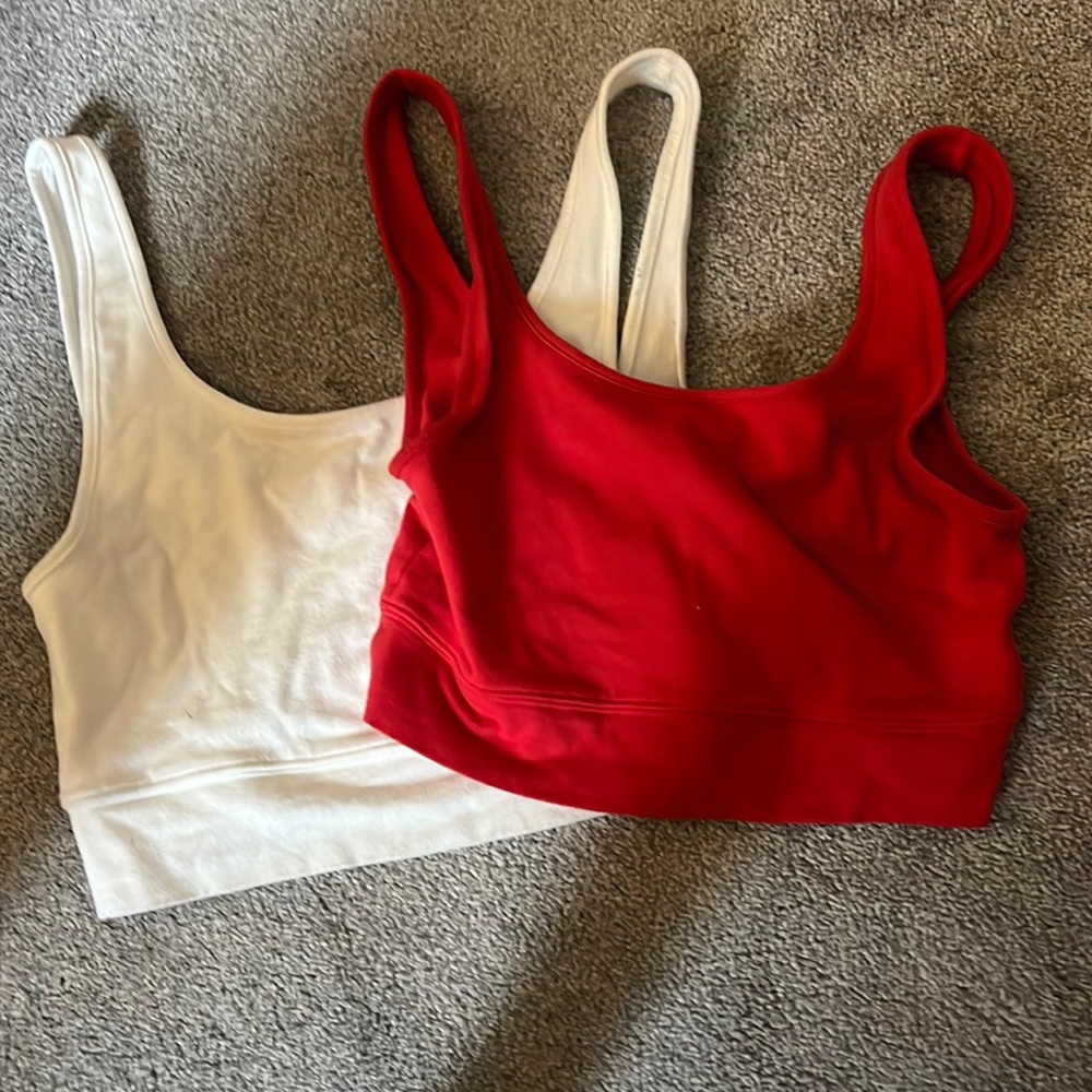 2 pair of tank tops